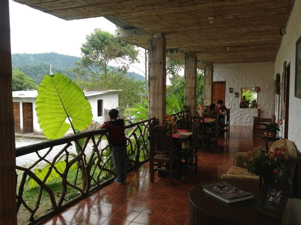 Hosteria Mindo Samay Juku Екстериор снимка